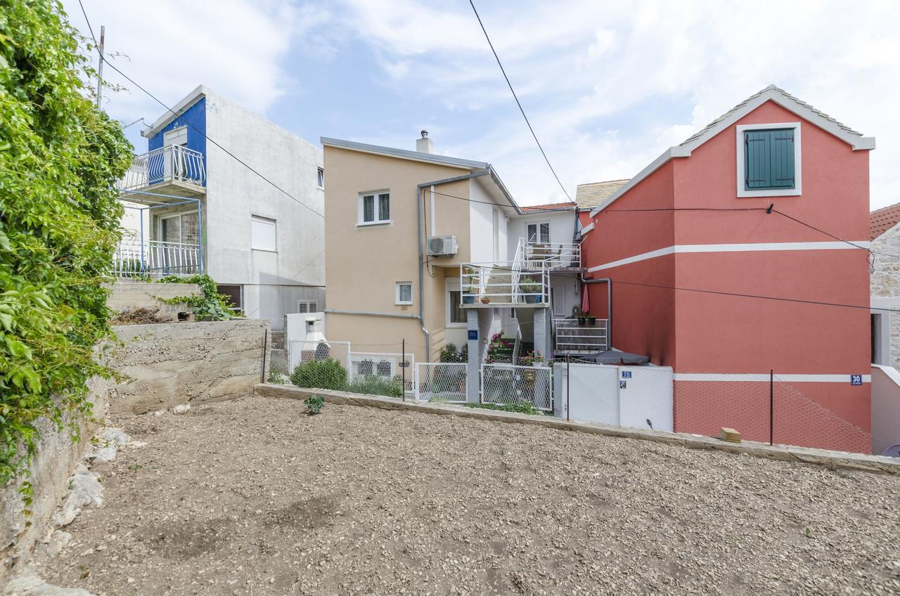 Apartments Dasa Primosten Ngoại thất bức ảnh